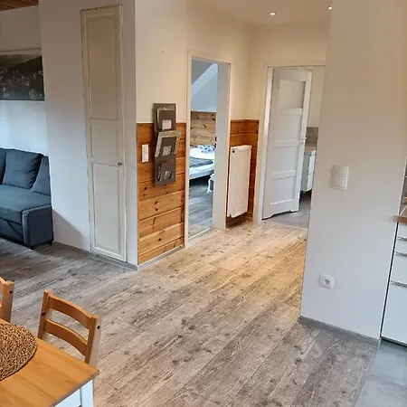Apartament Na Uboczu Apartment *